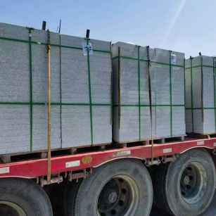 曲靖芝麻白花岗岩出货日常地铺石