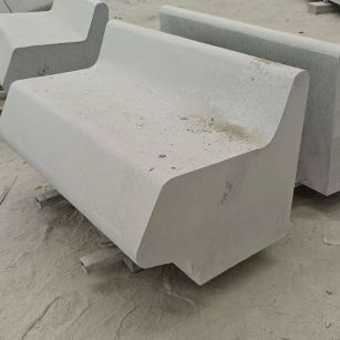 曲靖 芝麻白花岗岩异形坐凳，石凳