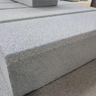 曲靖 芝麻灰荔枝面路沿石