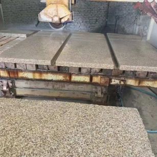 曲靖 黄金麻荔枝面成品板加工