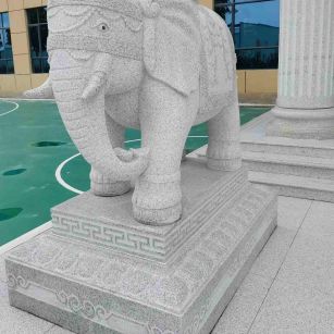 曲靖 白麻花岗岩动物异形石雕-大象