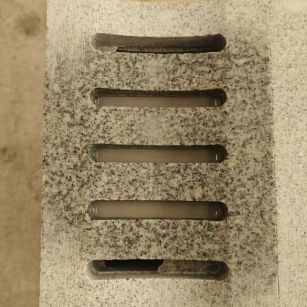 曲靖 芝麻白拉丝面花岗岩U型开槽排水槽