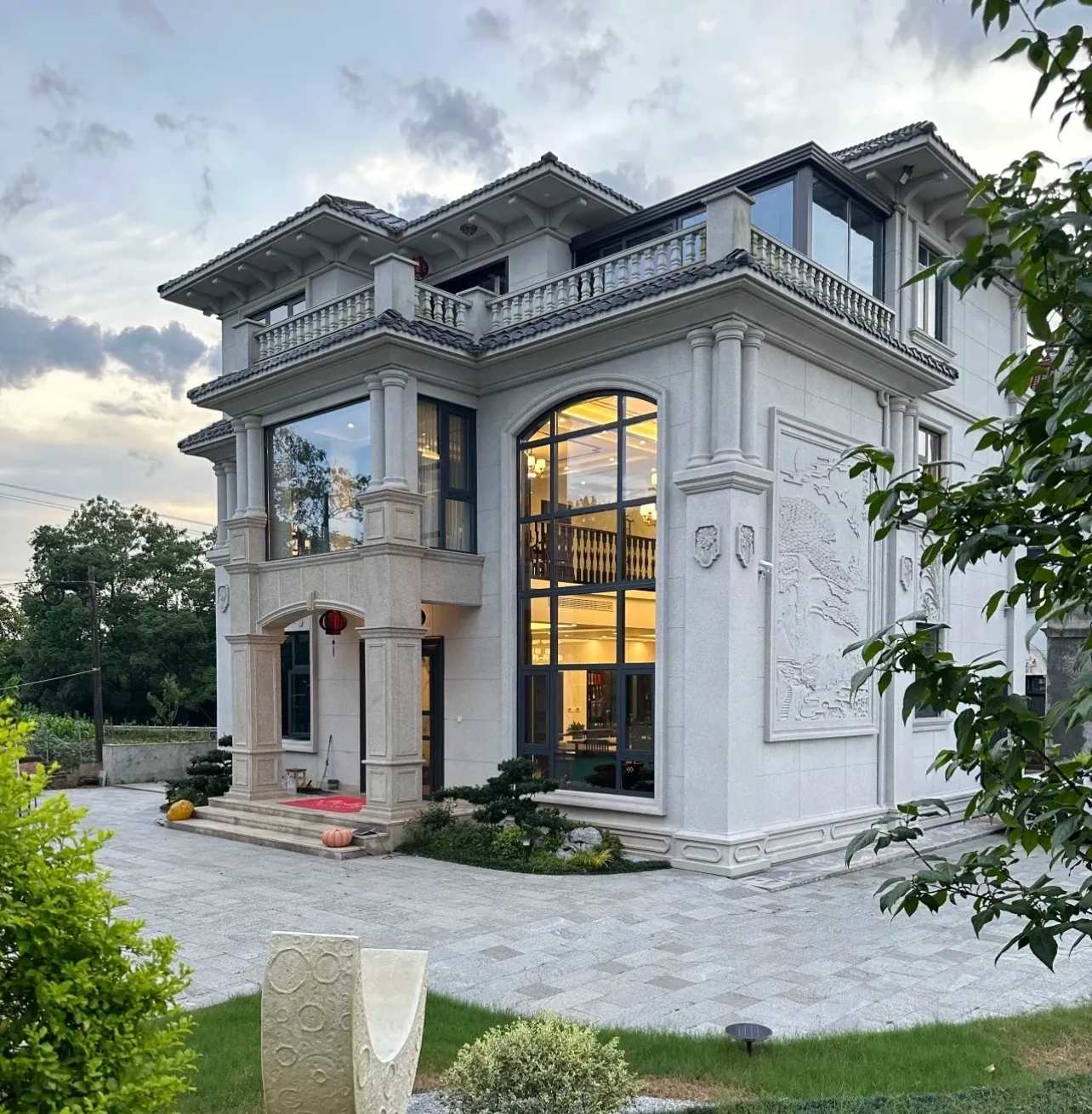 曲靖 白麻花岗岩私人别墅干挂石材豪华定制