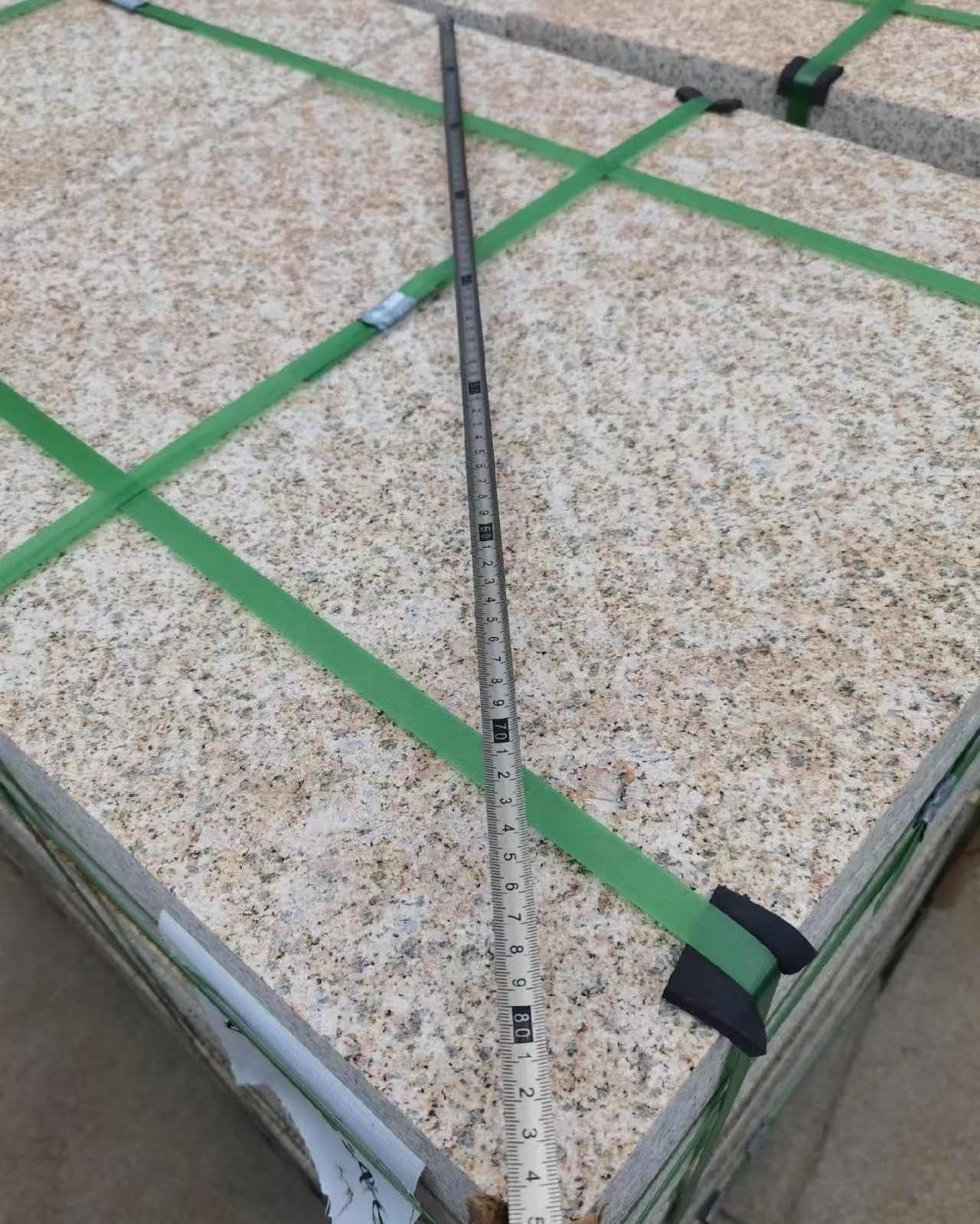 曲靖 黄金麻火烧面地铺石