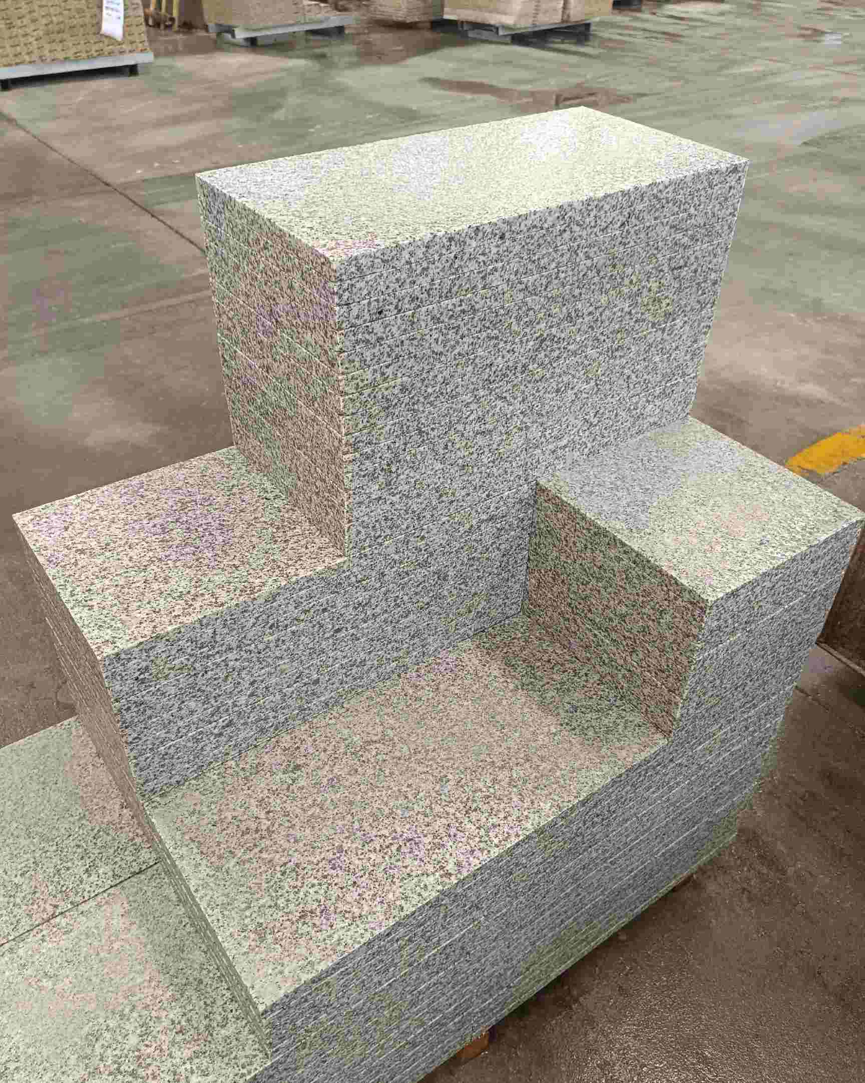 曲靖 白麻花岗岩荔枝面地铺石