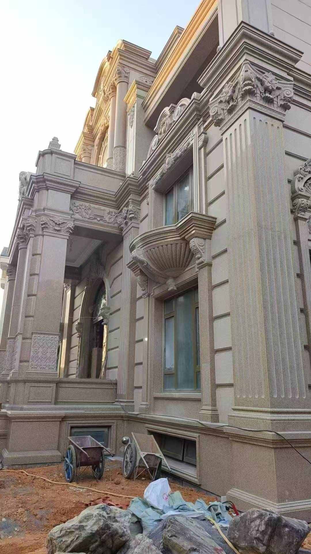 曲靖 黄金麻花岗岩光面别墅外墙干挂施工完成