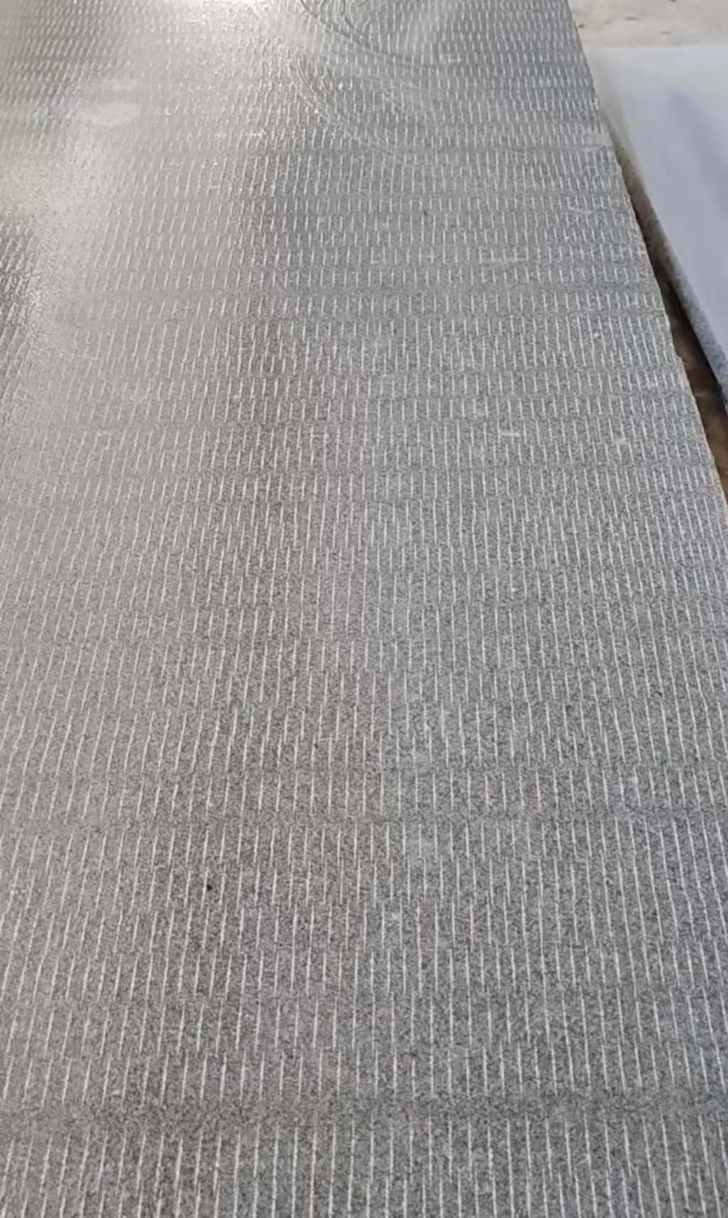 曲靖 芝麻灰花岗岩斧剁面，刀斩面