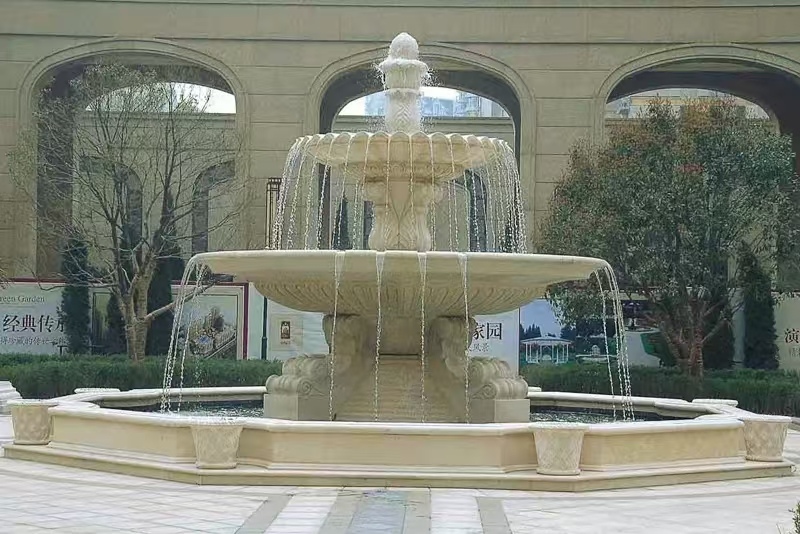 曲靖 黄金麻花岗岩异型加工——户外庭院石雕流水喷泉