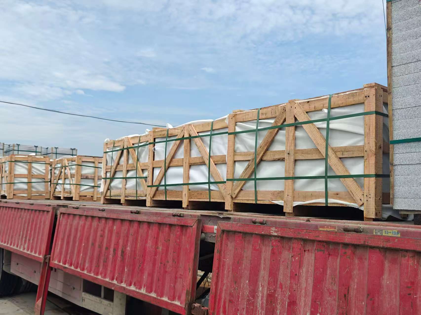 曲靖 芝麻白花岗岩地铺石出口专车-泰国游